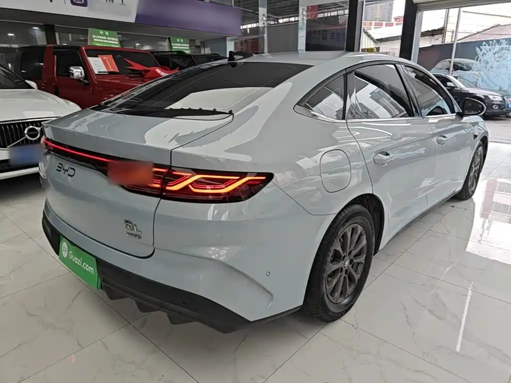 BYD Qin L 2025 — фото 7