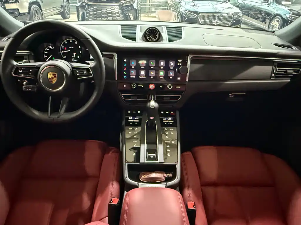 Porsche Macan 2026 — фото 11