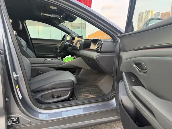 BYD Qin L 2025