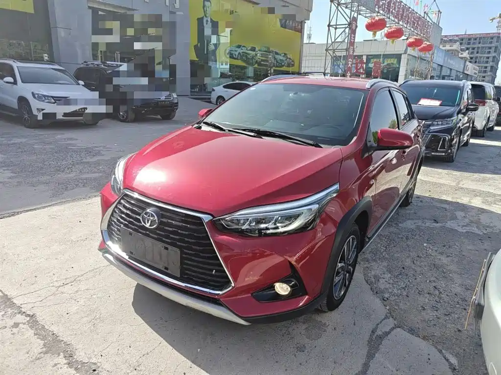 Toyota Yaris L 2020 — фото 1
