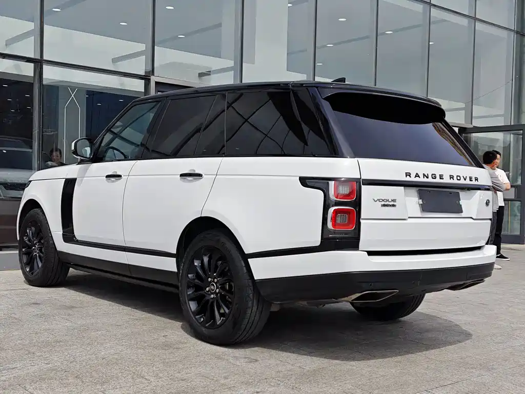Land Rover Range Rover 2018 — фото 6