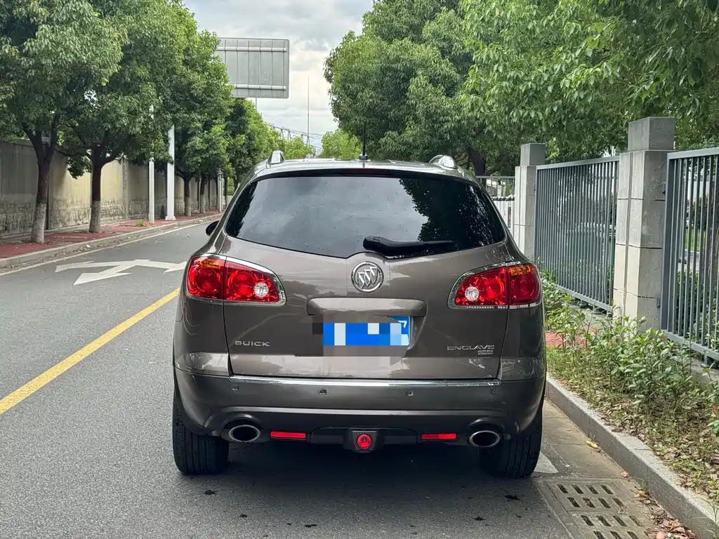 Buick Encore 2011
