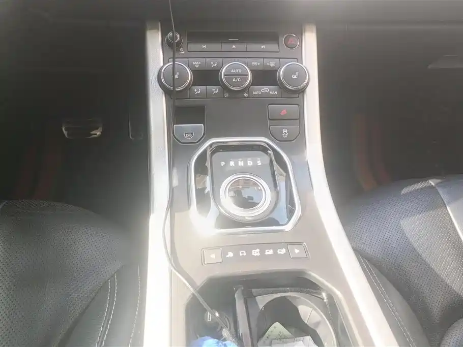 Land Rover Evoque 2012 — фото 15
