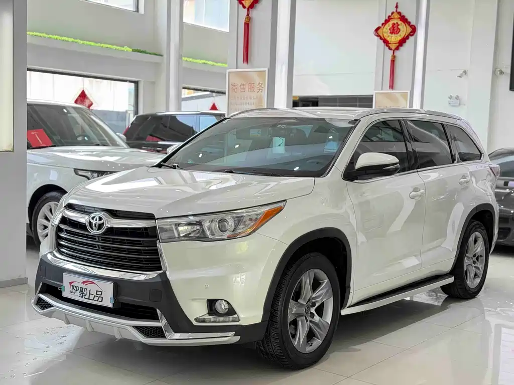 Toyota Highlander 2017 — фото 1