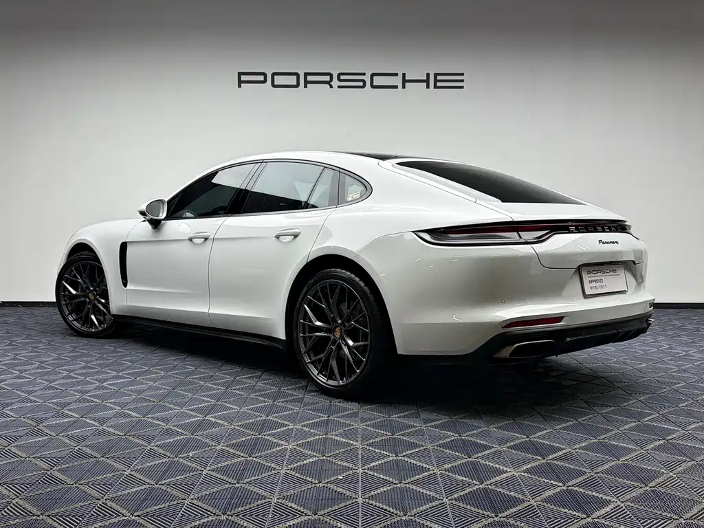 Porsche Panamera 2022 — фото 11