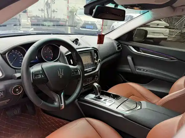Maserati Ghibli 2016