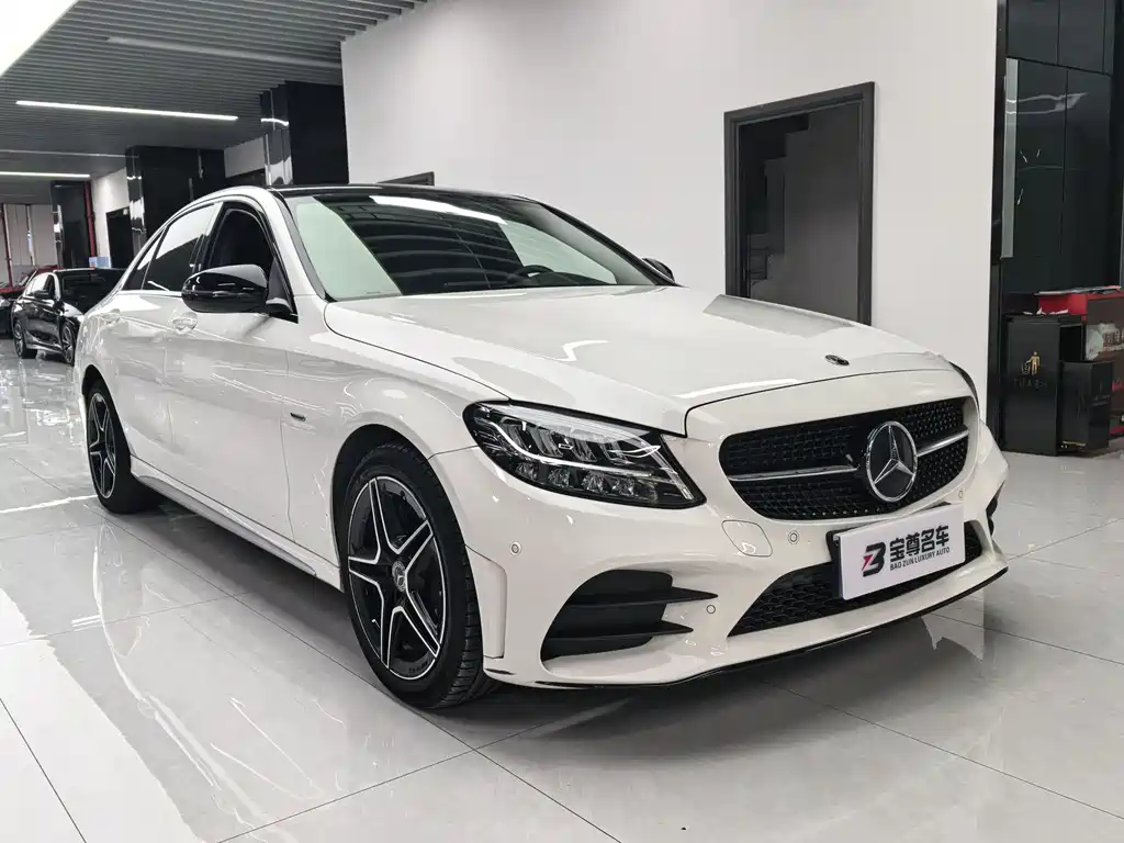 Mercedes-Benz C-Class 2021