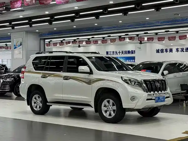 Toyota Prado 2016