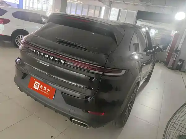 Porsche Cayenne 2024