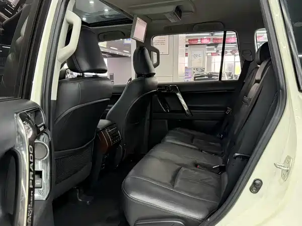 Toyota Prado 2016