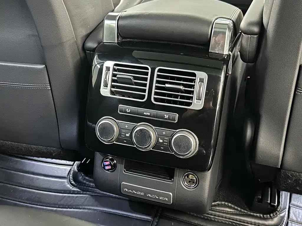 Land Rover Range Rover 2015 — фото 17