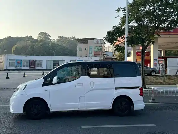 Nissan NV200 2019