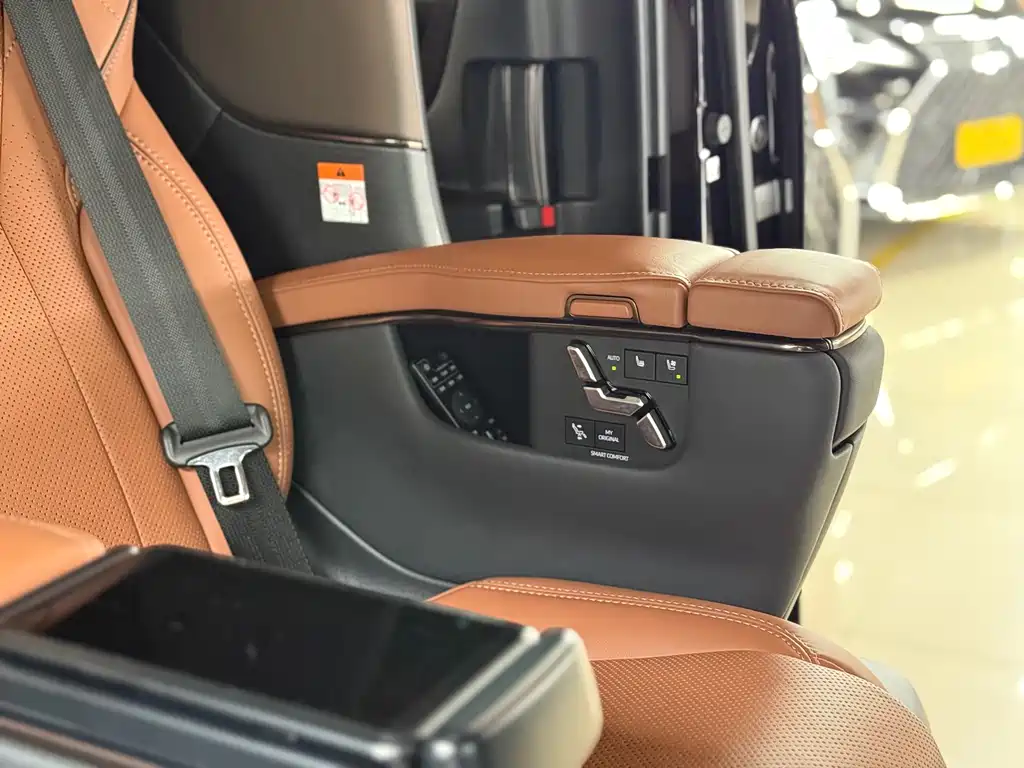 Toyota Alphard 2026 — фото 21