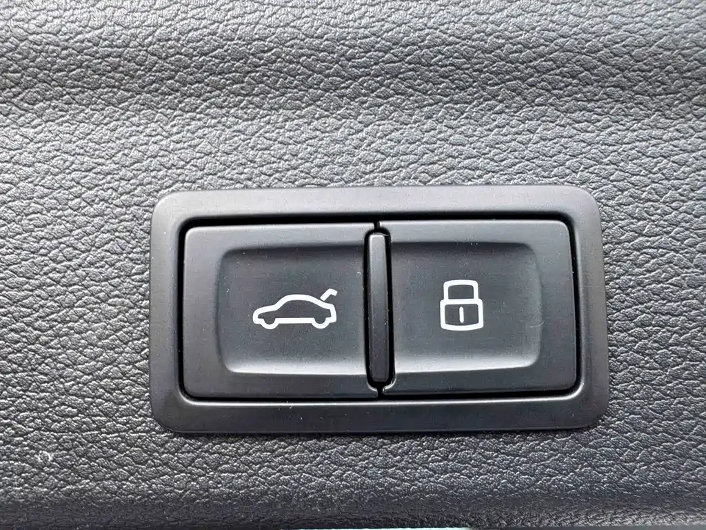 Audi Q3 2022 — фото 21