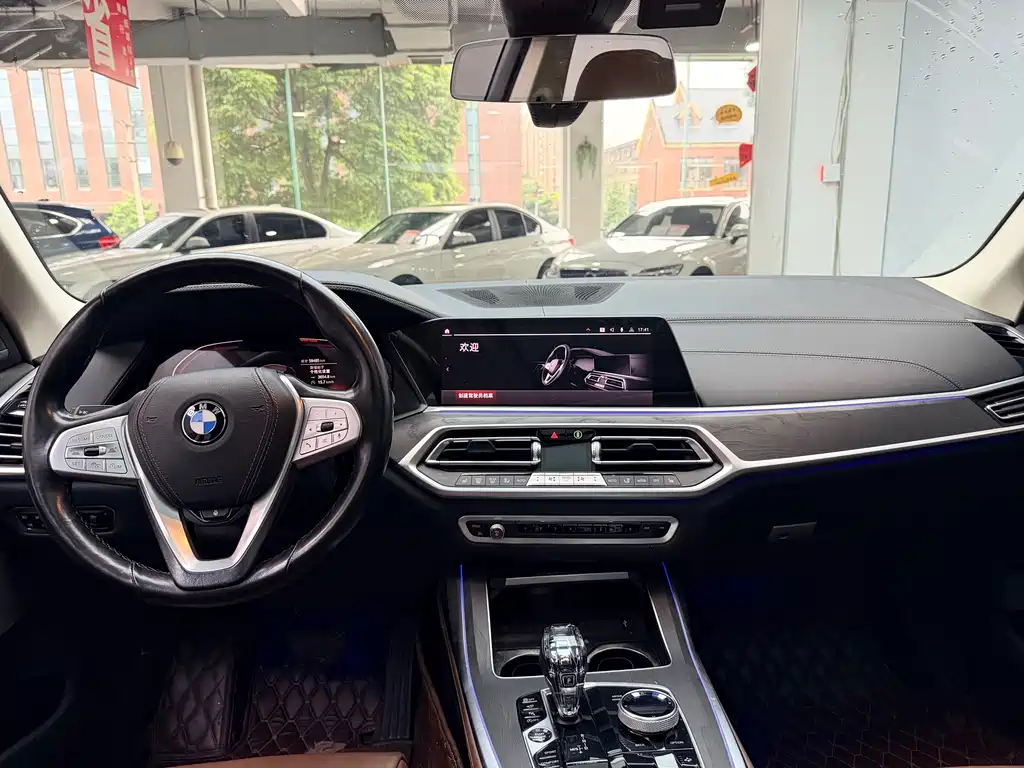 BMW X7 2019 — фото 20