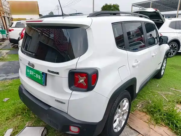 Jeep Freeman 2018