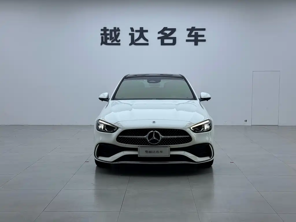 Mercedes-Benz C-Class 2024