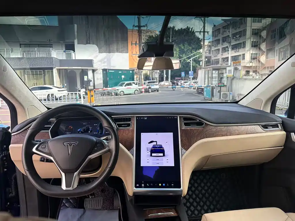 Tesla Model X 2017