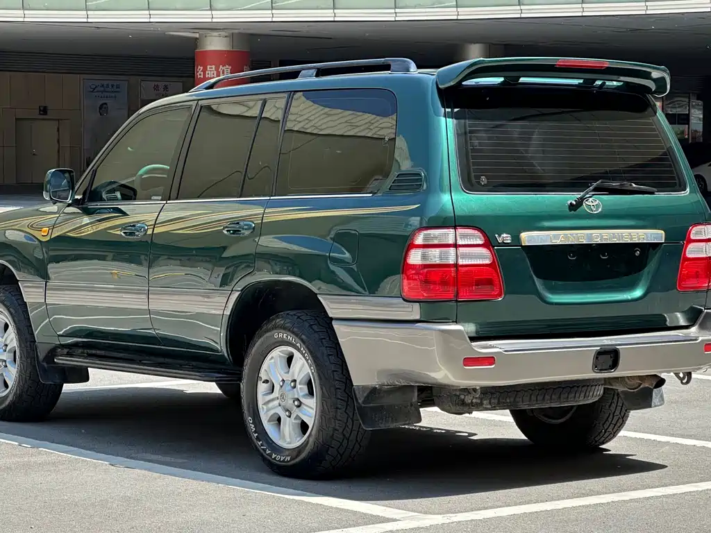 Toyota Land Cruiser 2004 — фото 5