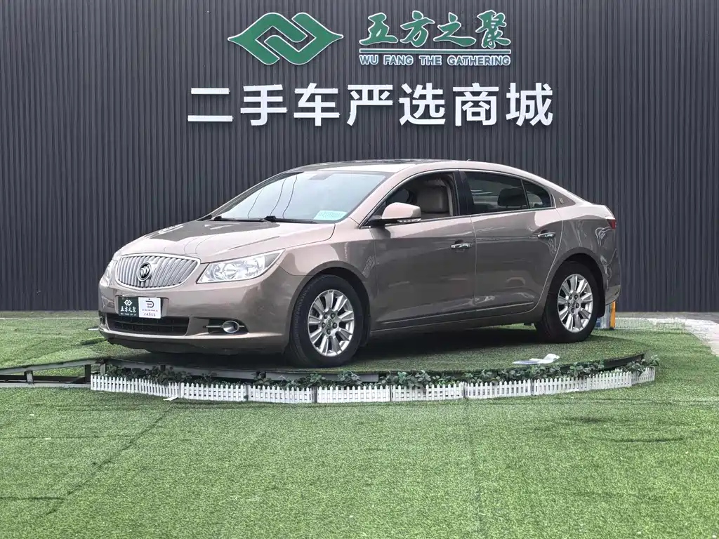 Buick LaCrosse 2012