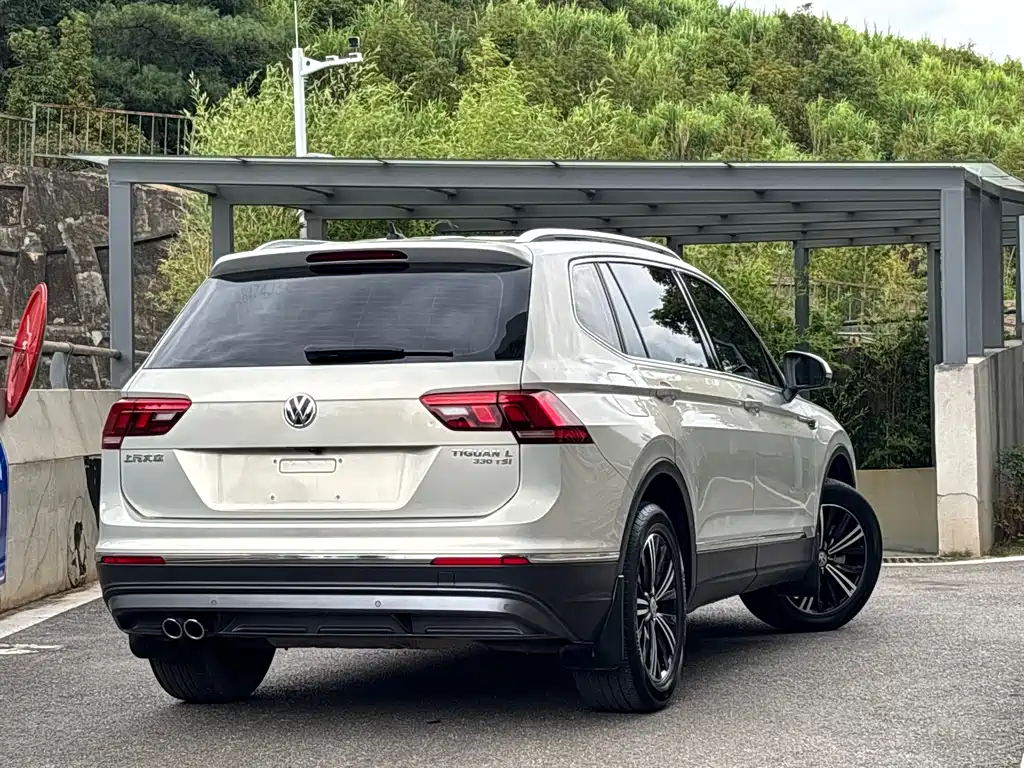 Volkswagen Tiguan L 2020