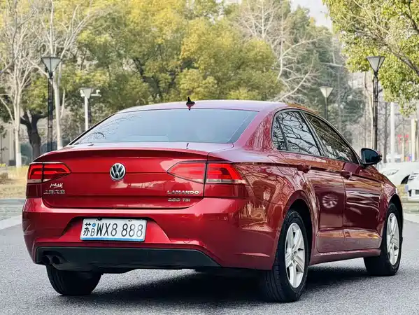 Volkswagen Lamando 2015