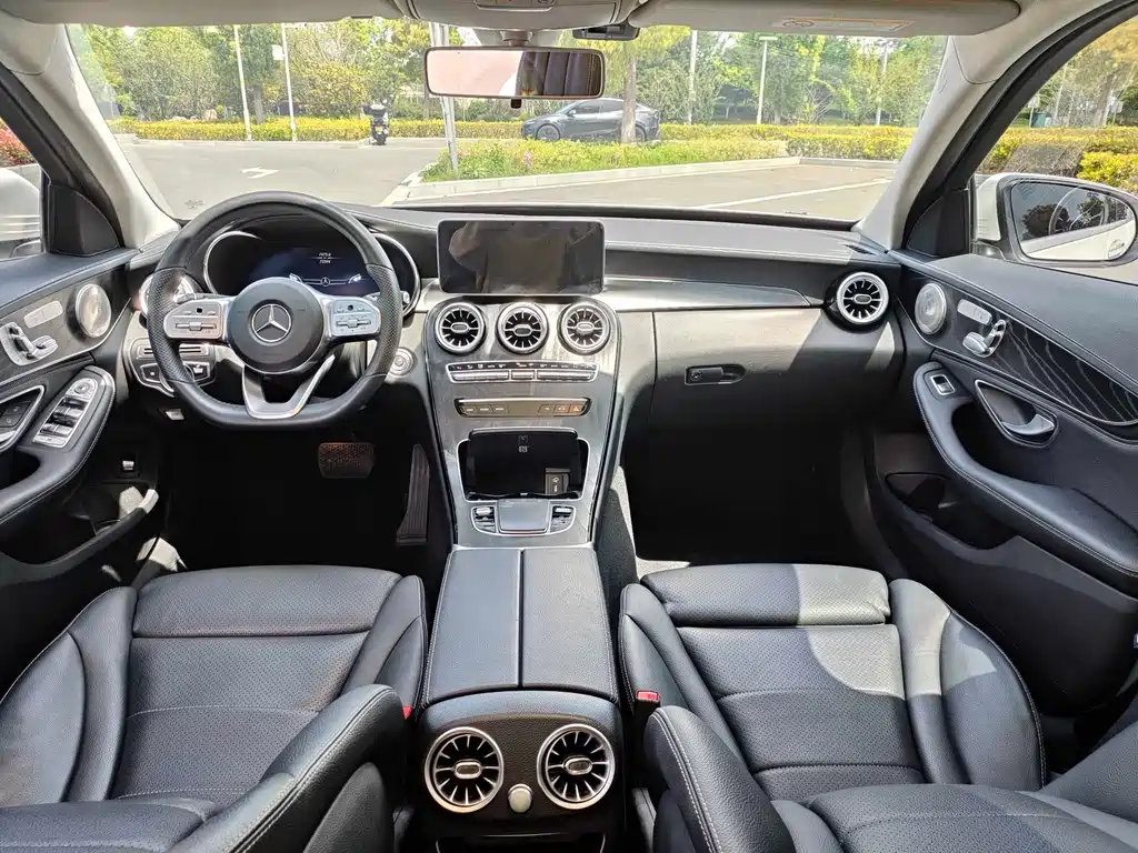 Mercedes-Benz C-Class 2020 — фото 15