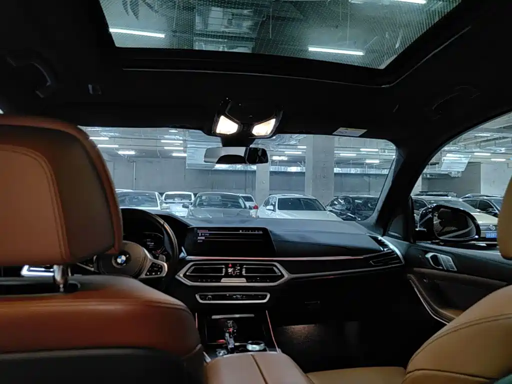 BMW X7 2022 — фото 18