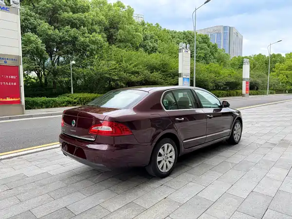Skoda Superb 2013