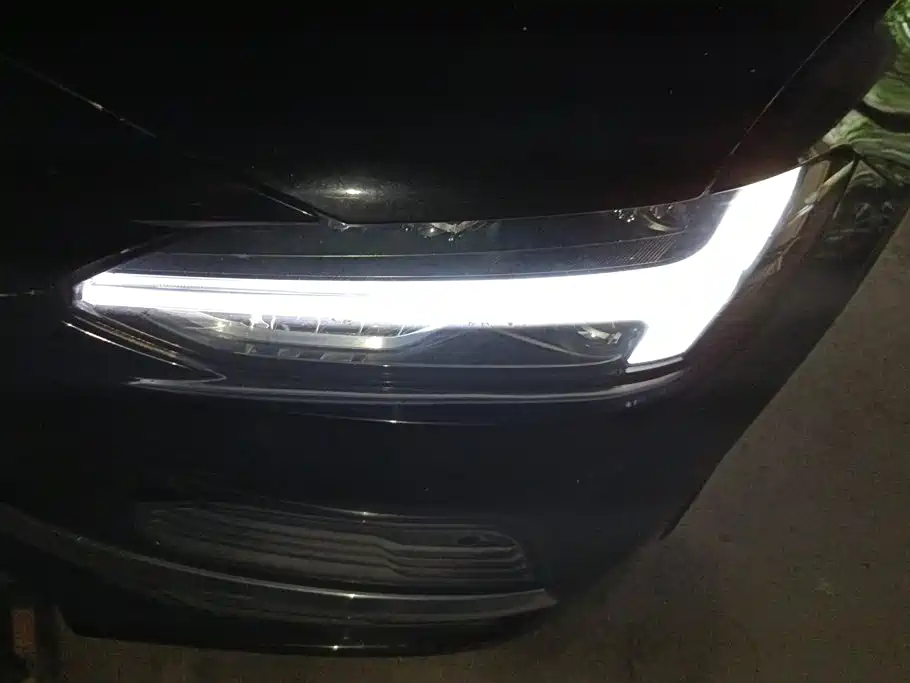Volvo S90 PHEV 2020
