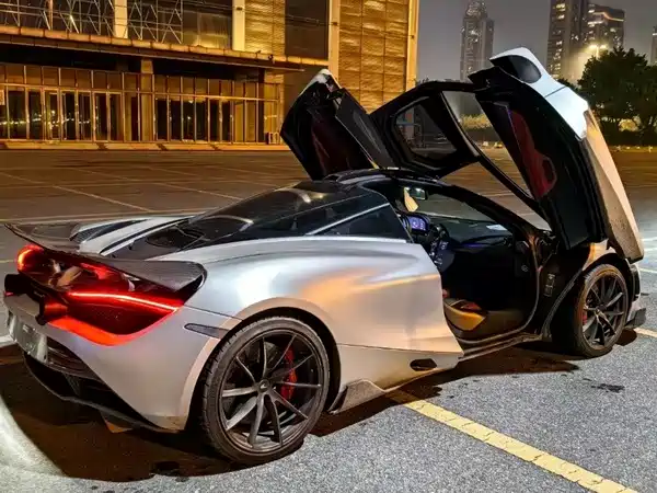 McLaren 720S 2017
