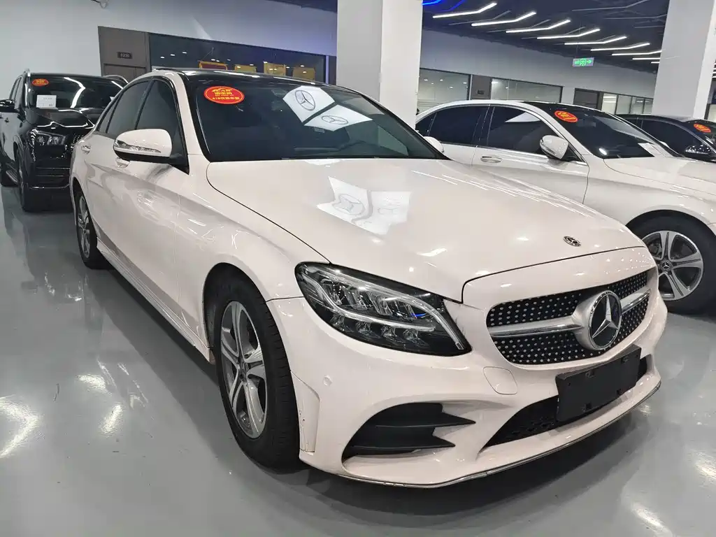 Mercedes-Benz C-Class 2019 — фото 3