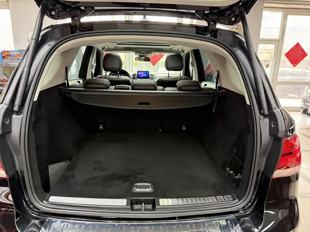 Mercedes-Benz GLE 2015 — фото 23