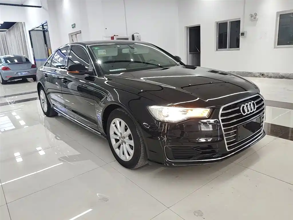 Audi A6L 2016 — фото 4