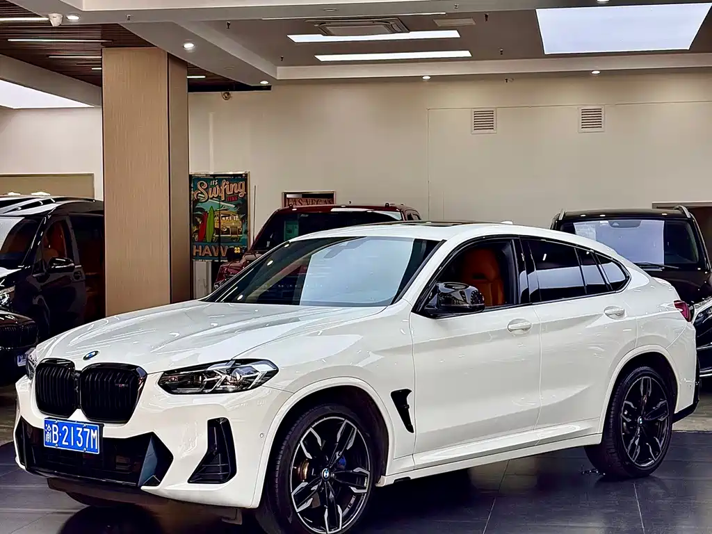 BMW X4 M40i 2024 — фото 1