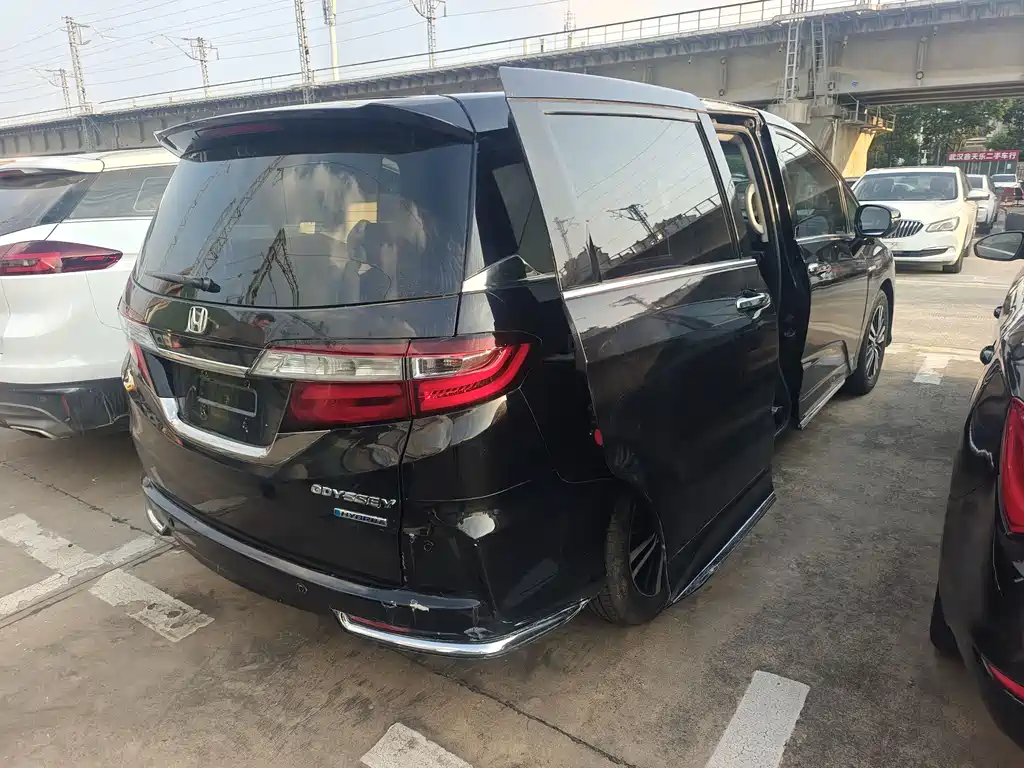 Honda Odyssey 2019 — фото 5
