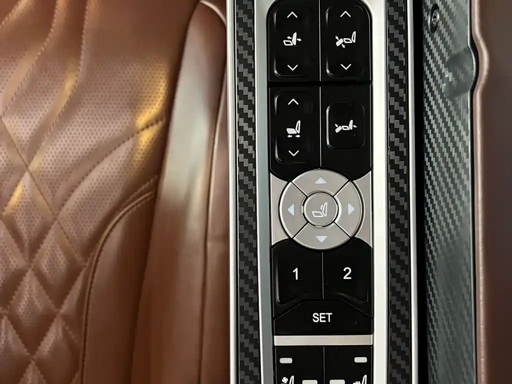 Mercedes-Benz Vito 2023 — фото 15