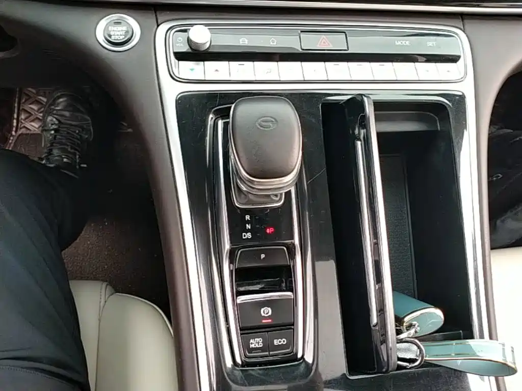 GAC Trumpchi M8 2021 — фото 14