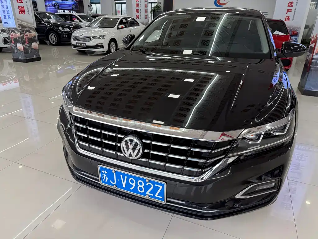 Volkswagen Passat 2019 — фото 2