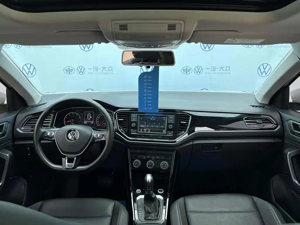 Volkswagen T-Roc 2019 — фото 5
