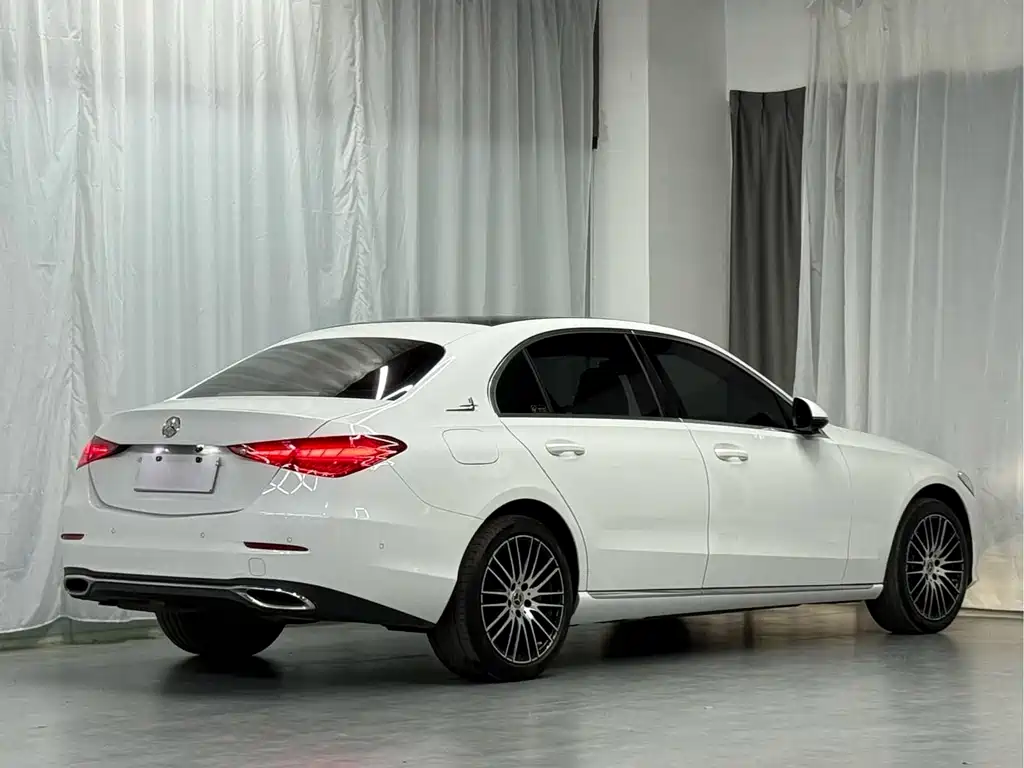 Mercedes-Benz C-Class 2022