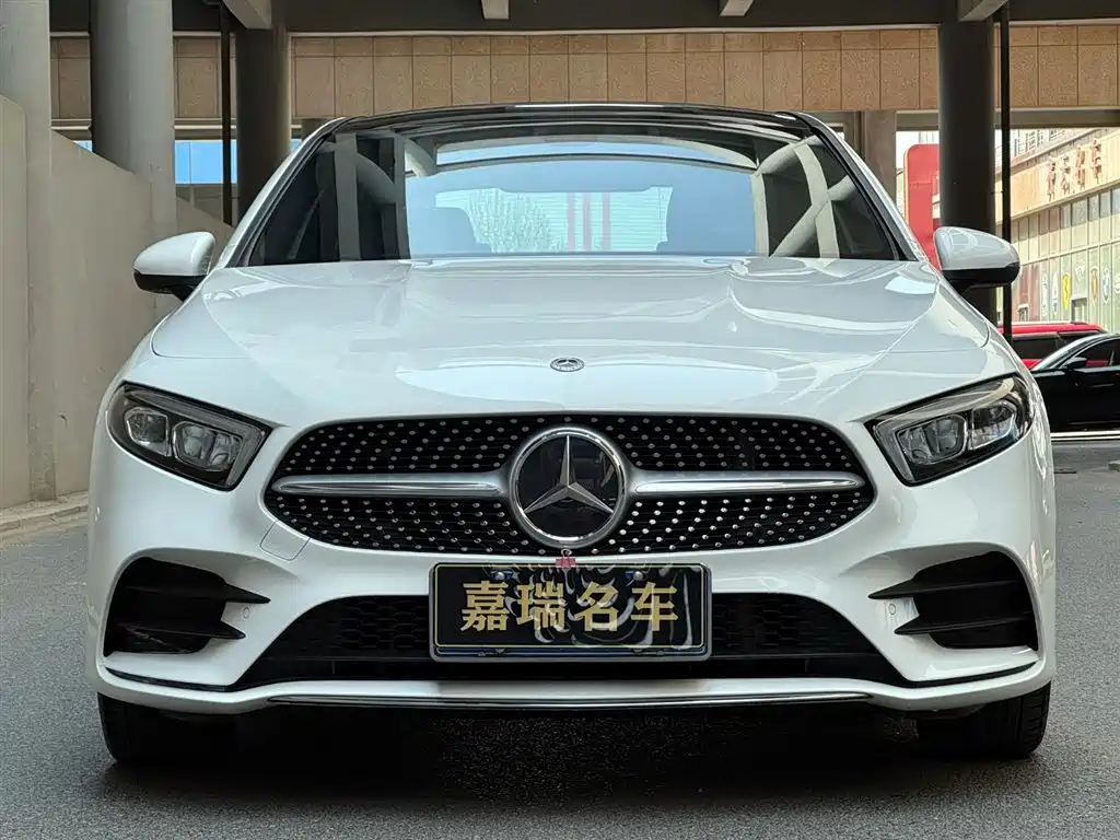 Mercedes-Benz A-Class 2021 — фото 2