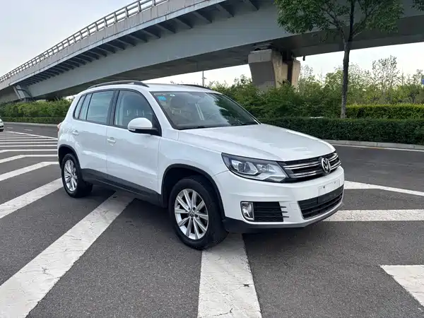 Volkswagen Tiguan 2015