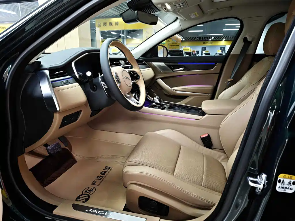 Jaguar XFL 2024 — фото 10