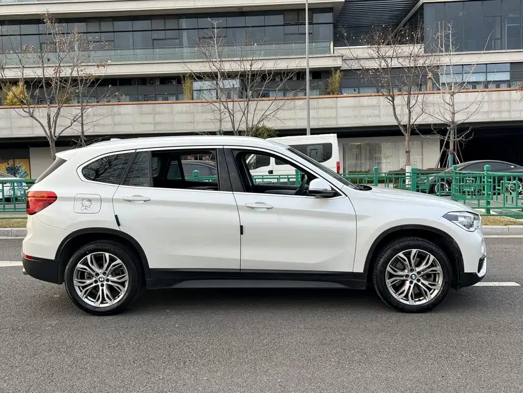 BMW X1 2019 — фото 18