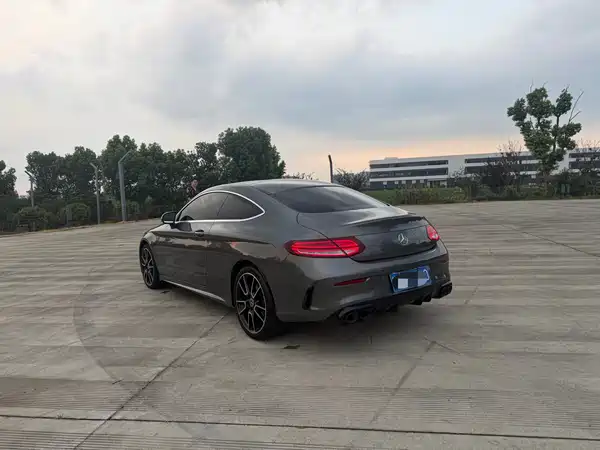 Mercedes-Benz C-Class 2020