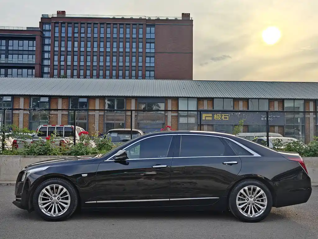 Cadillac CT6 2018 — фото 7