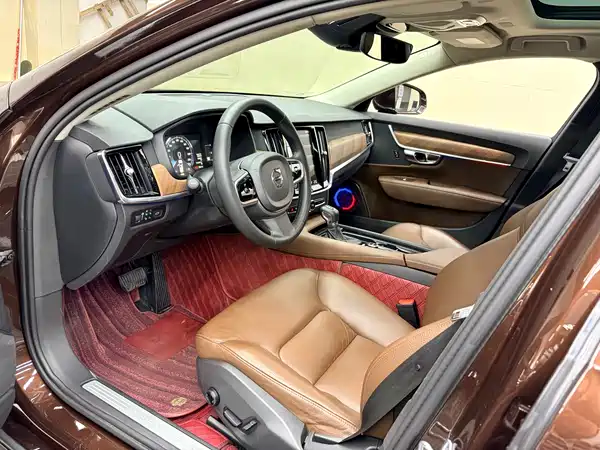 Volvo S90 2017