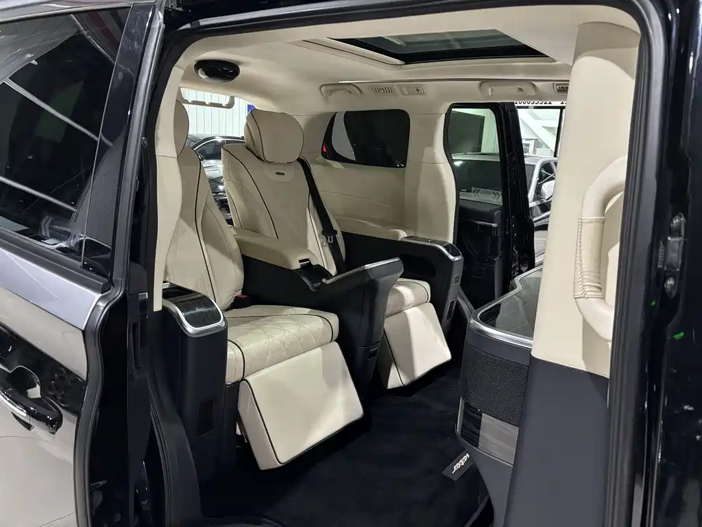 GAC Motor Trumpchi M8 2022 — фото 11