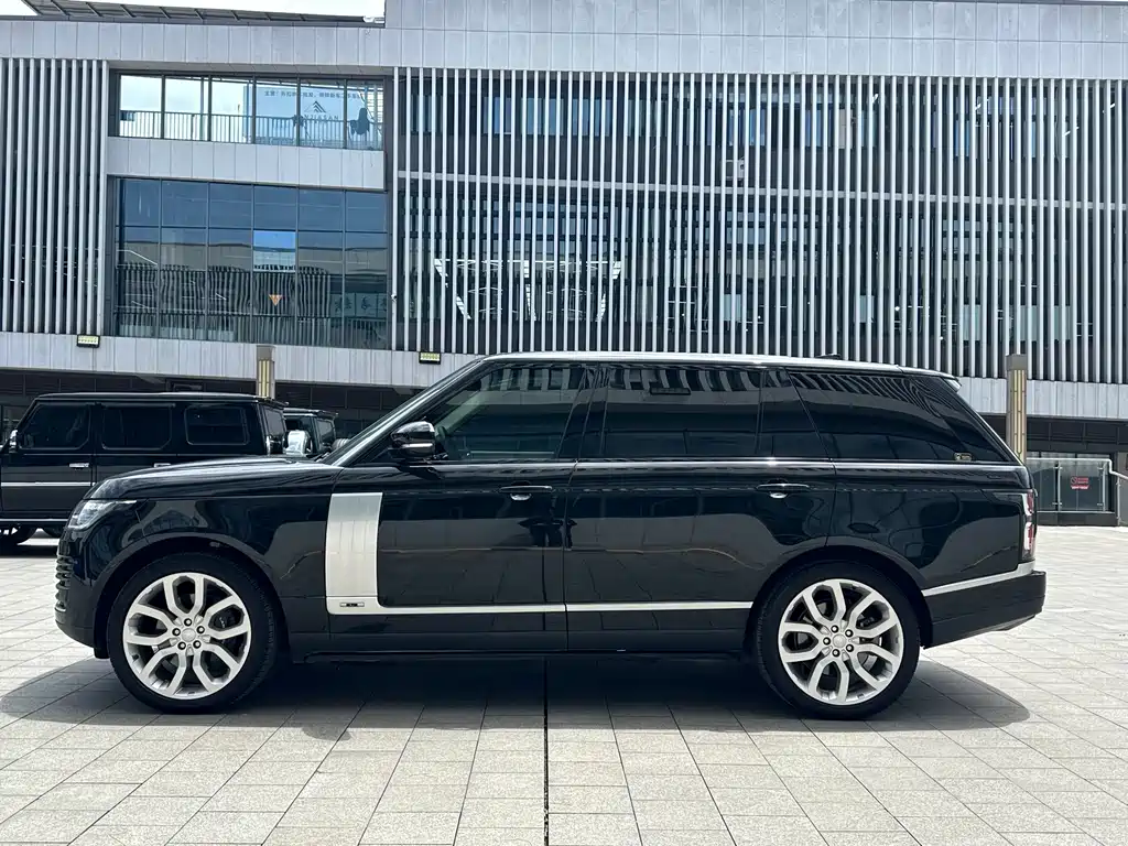 Land Rover Range Rover 2022 — фото 4
